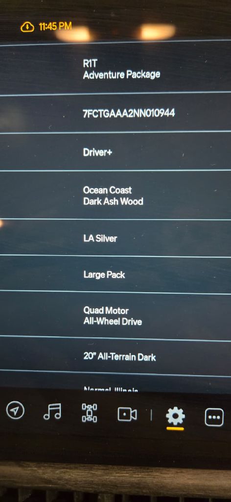 Photo 8 of this RIVIAN R1T