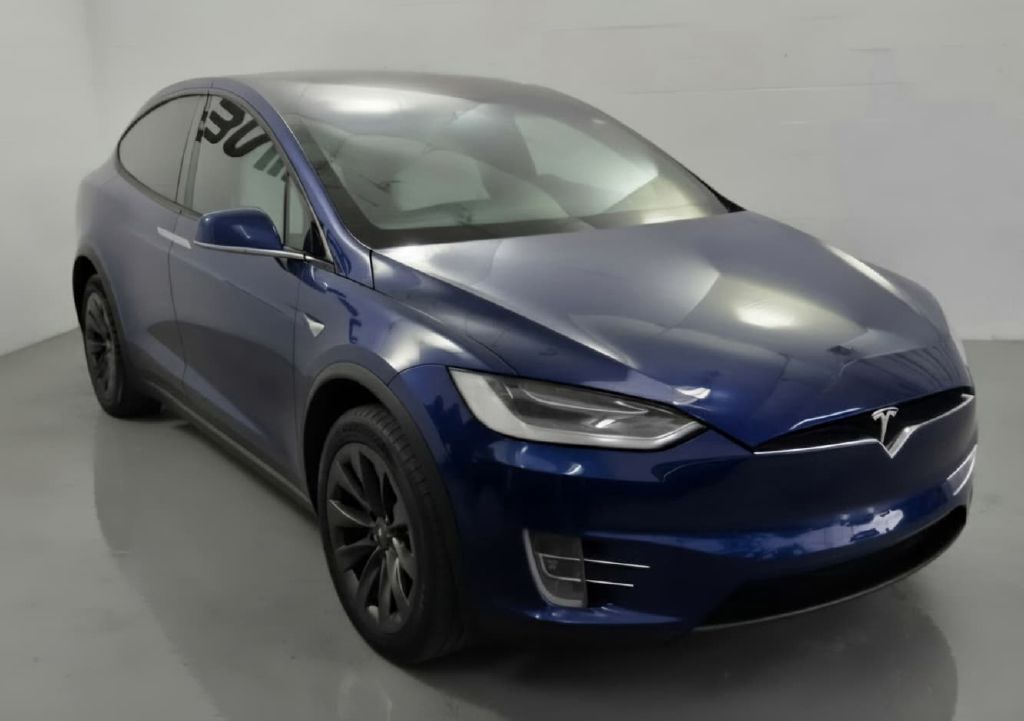 Photo 4 of this TESLA MODEL X