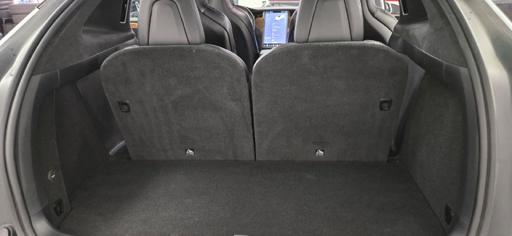Photo 12 of this TESLA MODEL X