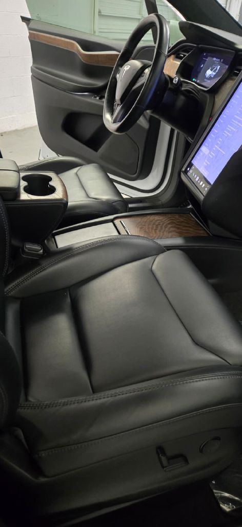 Photo 10 of this TESLA MODEL X