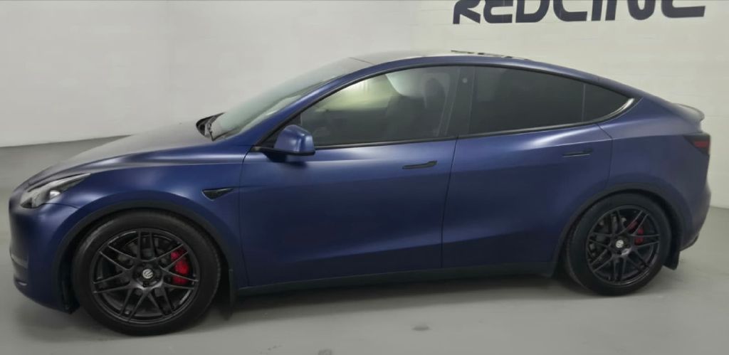 Photo 2 of this TESLA MODEL Y