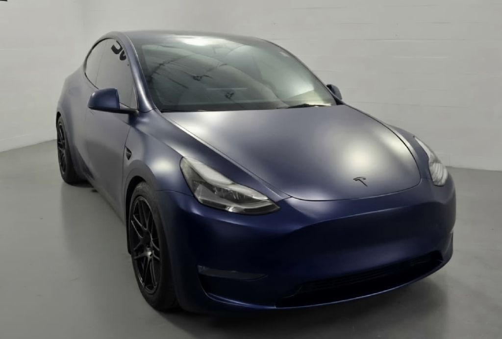 Photo 5 of this TESLA MODEL Y