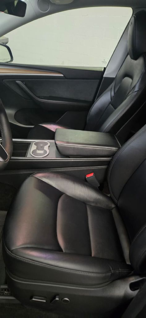 Photo 9 of this TESLA MODEL Y