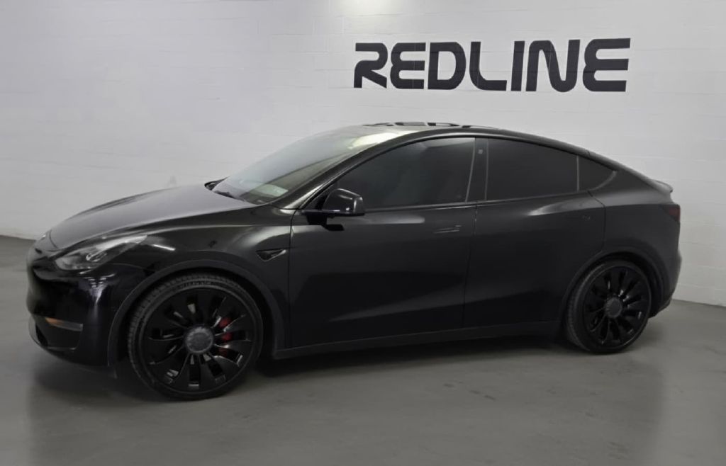 Photo 2 of this TESLA MODEL Y