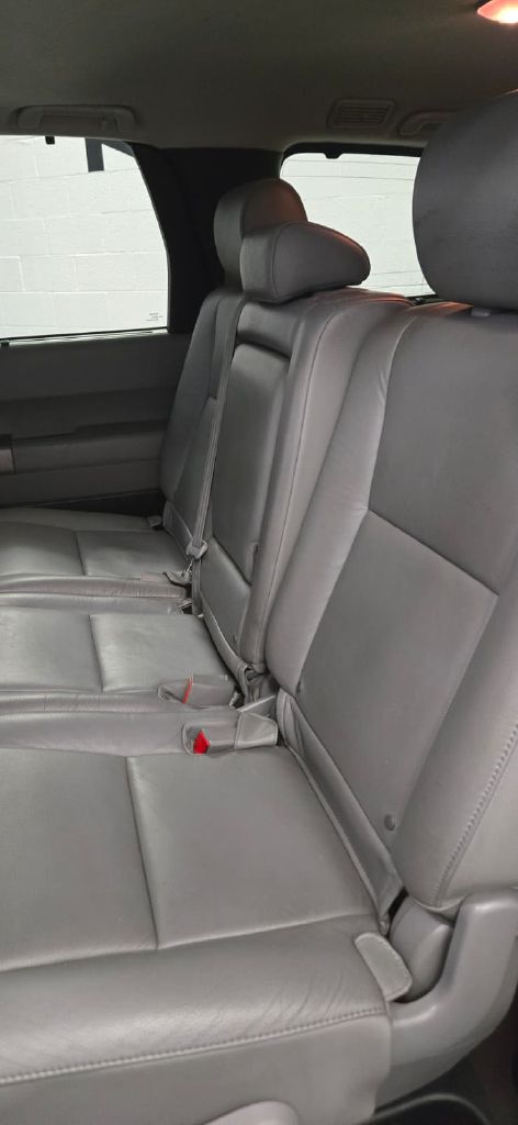 Photo 11 of this TOYOTA SEQUOIA