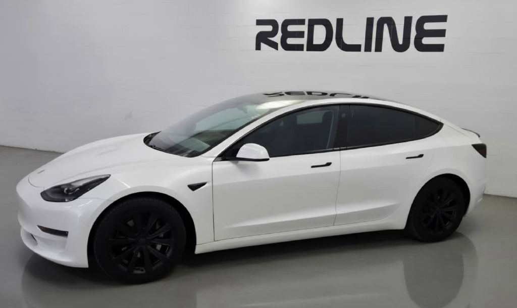 Photo 2 of this TESLA MODEL 3