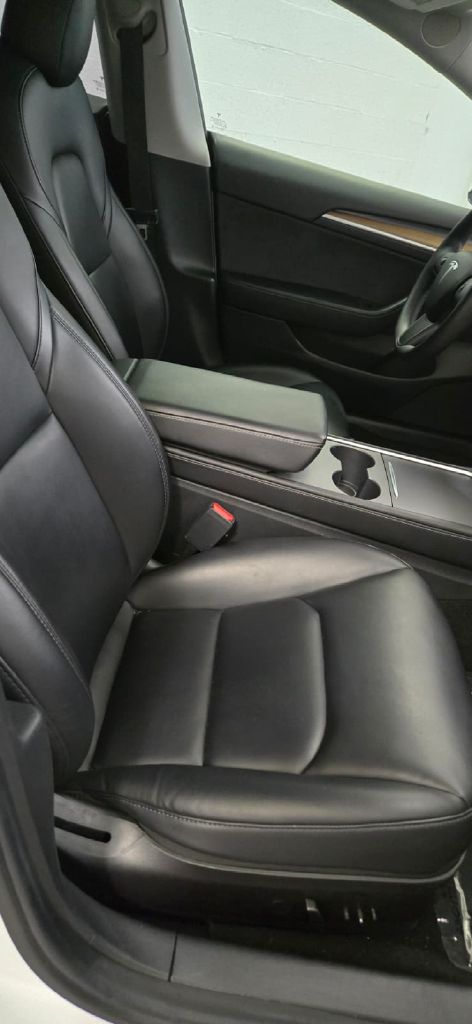 Photo 9 of this TESLA MODEL 3