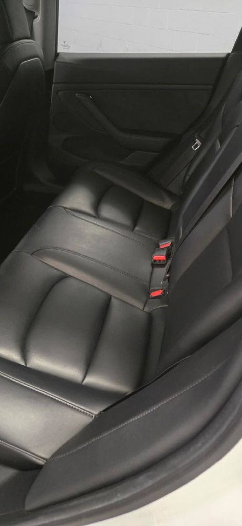 Photo 11 of this TESLA MODEL 3