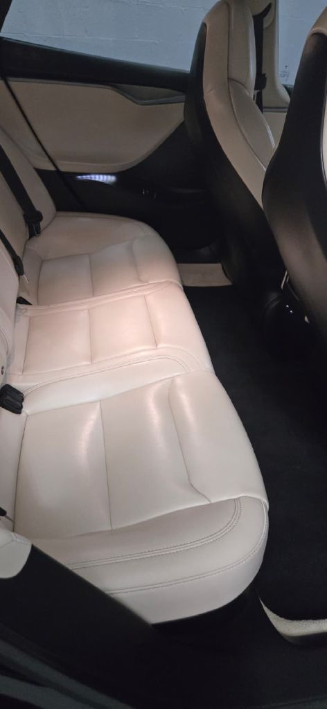 Photo 11 of this TESLA MODEL S