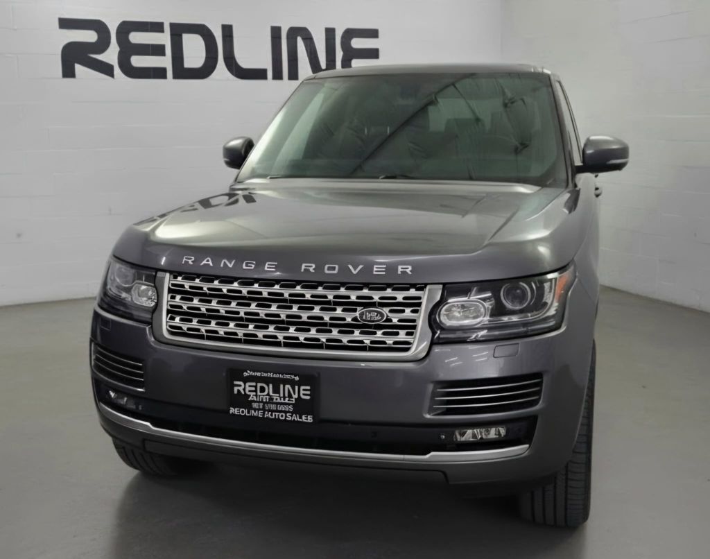 Photo 3 of this LAND ROVER RANGE ROVER