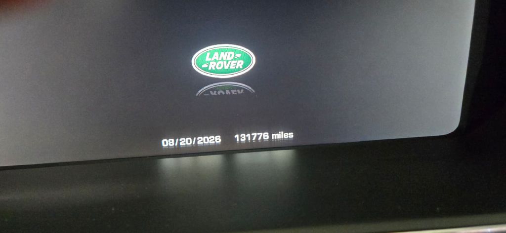 Photo 7 of this LAND ROVER RANGE ROVER