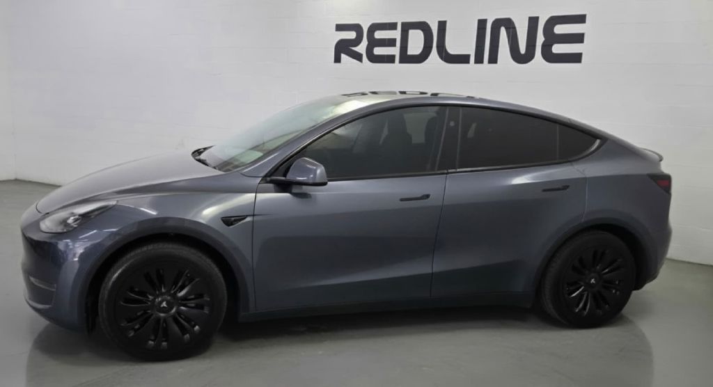 Photo 2 of this TESLA MODEL Y