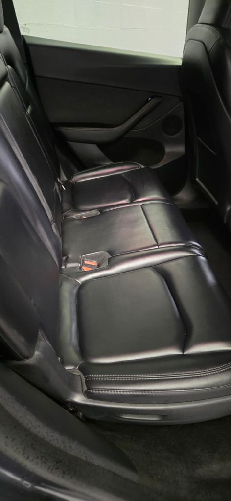 Photo 11 of this TESLA MODEL Y