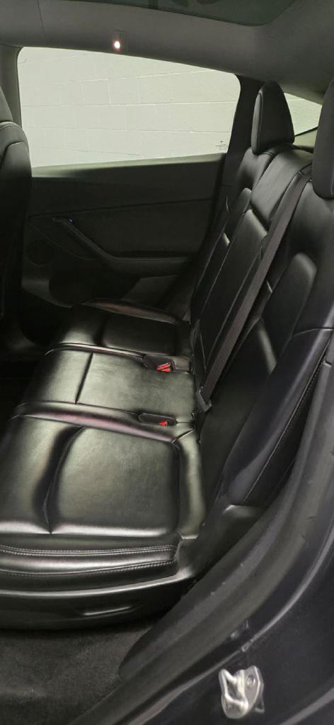 Photo 12 of this TESLA MODEL Y