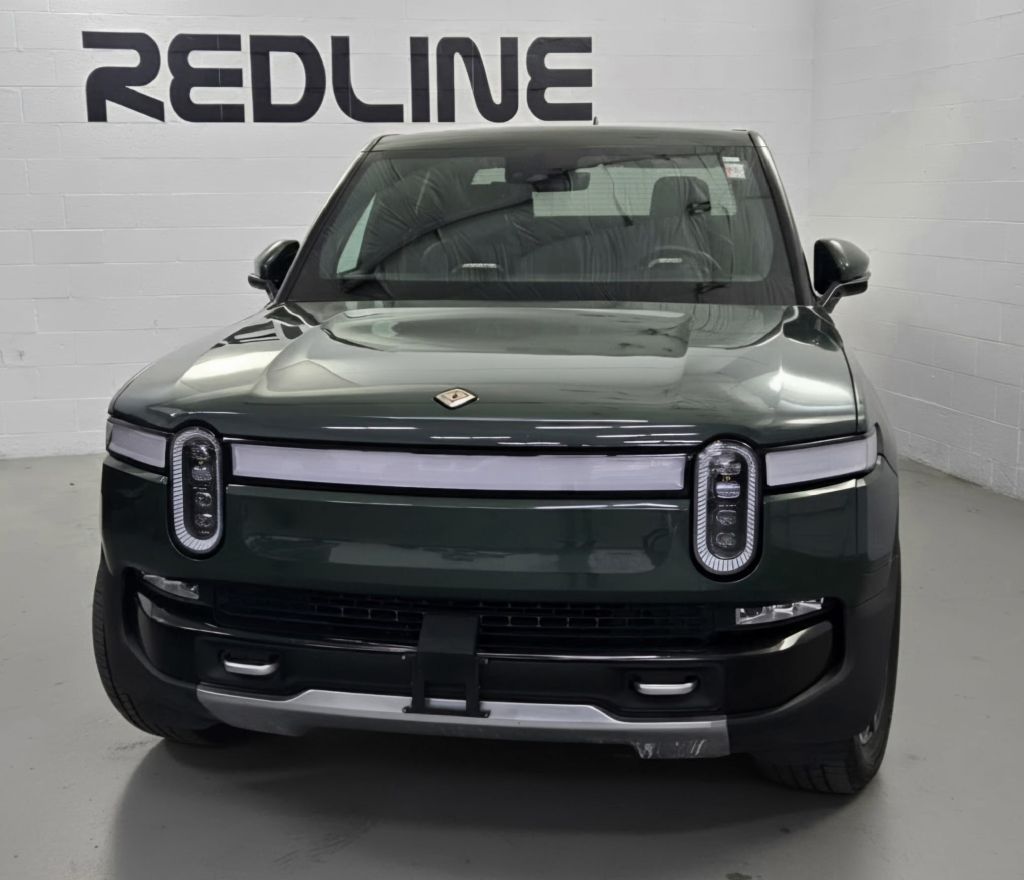 Photo 3 of this RIVIAN R1T