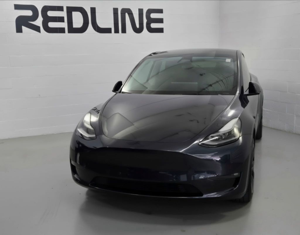 Photo 3 of this TESLA MODEL Y