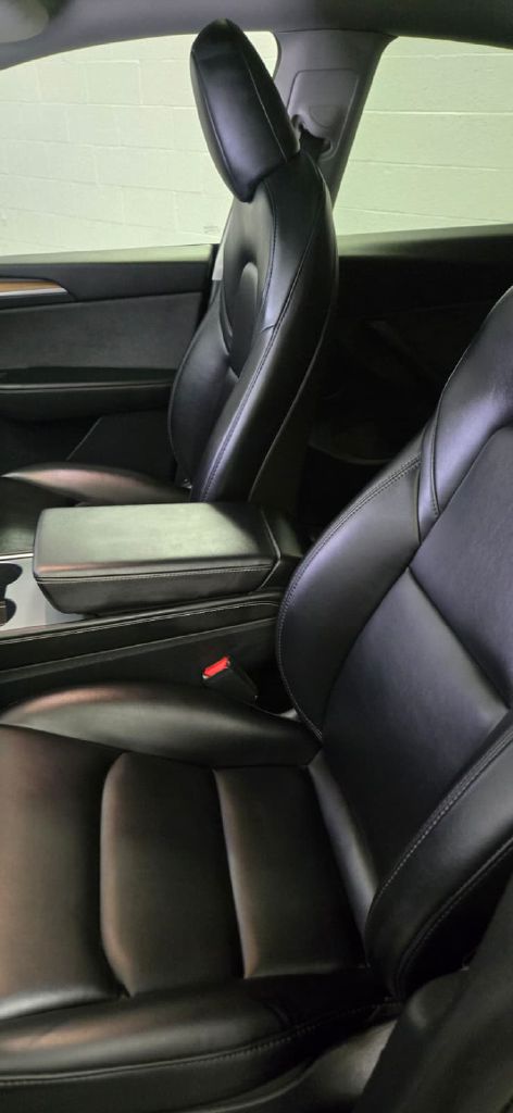 Photo 8 of this TESLA MODEL Y