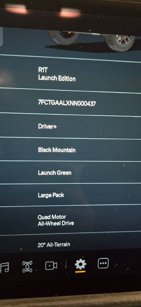 Photo 6 of this RIVIAN R1T