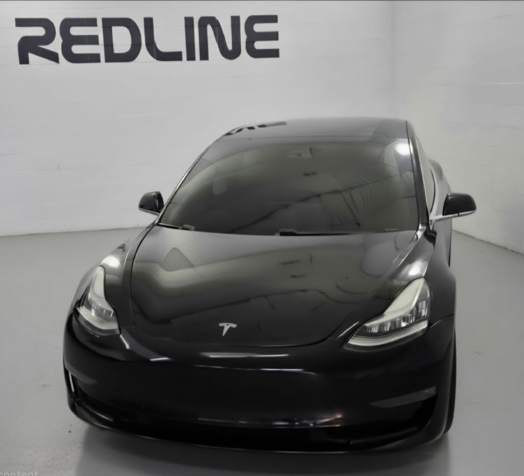 Photo 3 of this TESLA MODEL 3