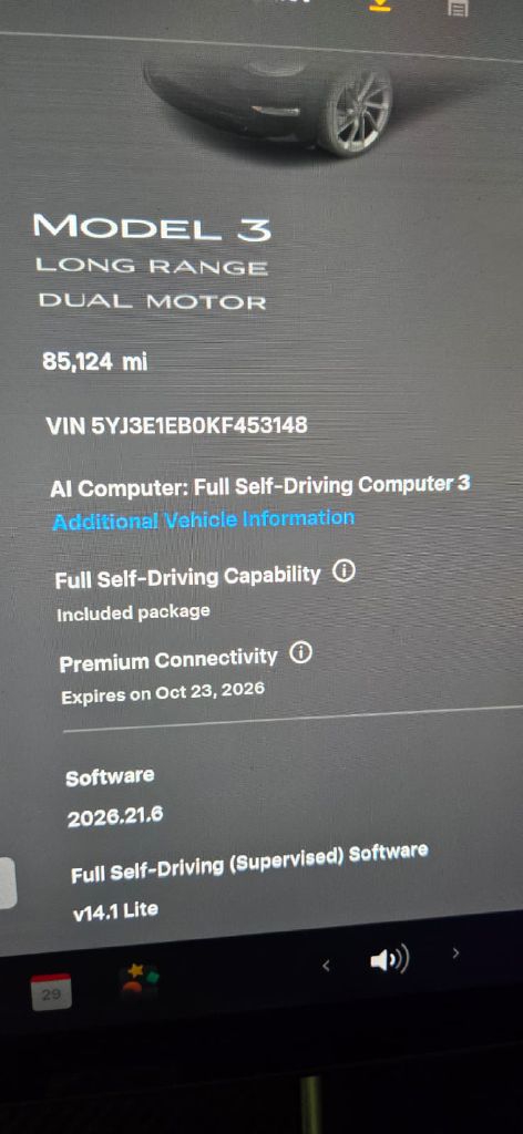 Photo 8 of this TESLA MODEL 3