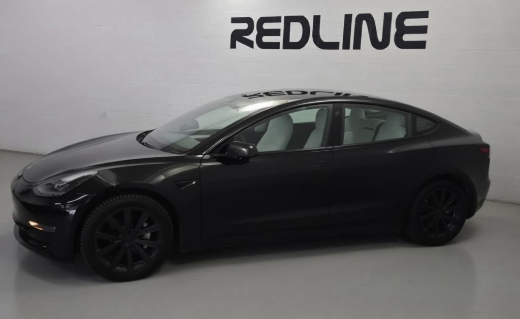 Photo 2 of this TESLA MODEL 3