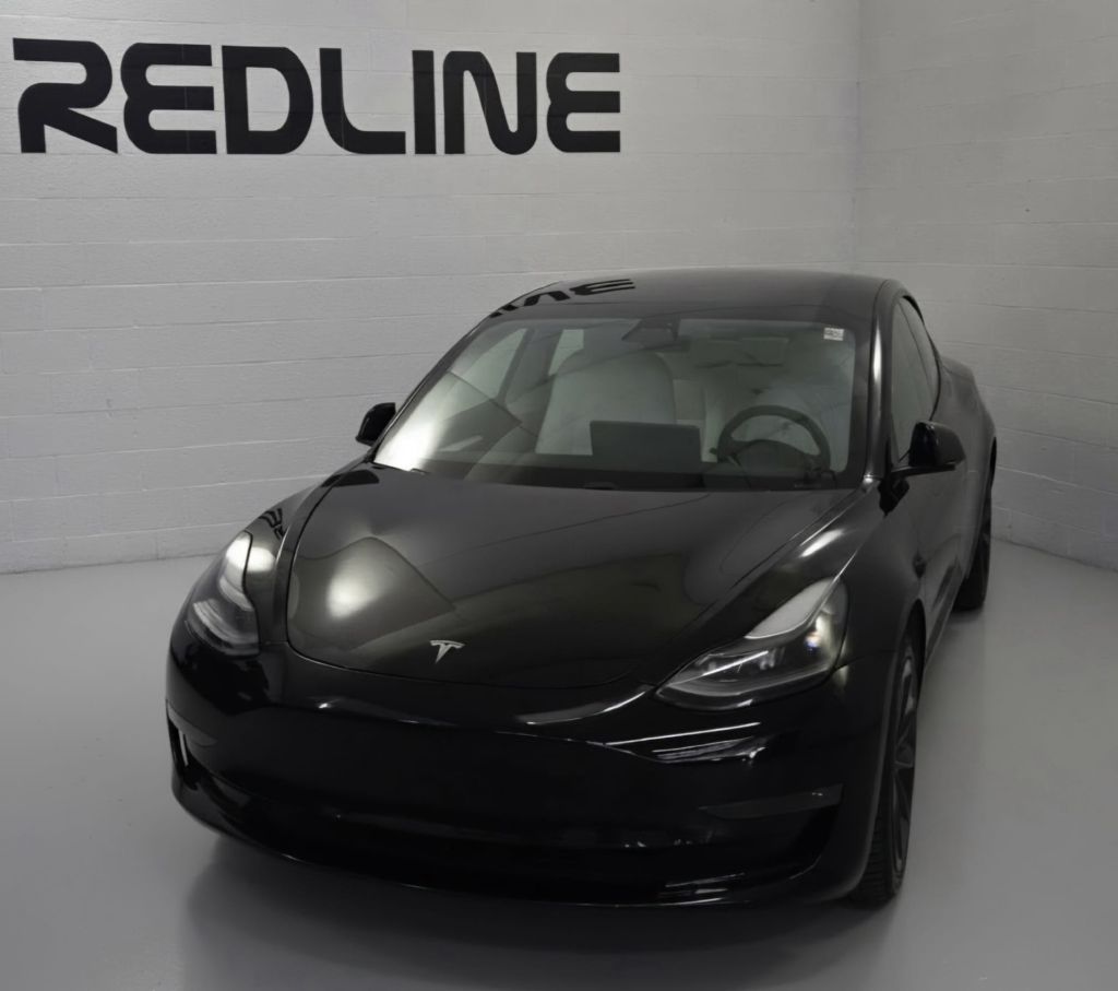 Photo 3 of this TESLA MODEL 3