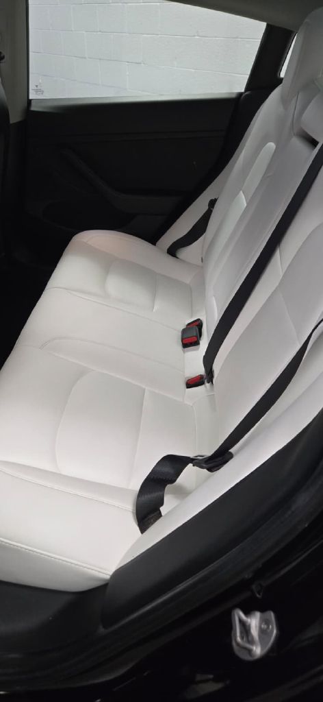 Photo 8 of this TESLA MODEL 3