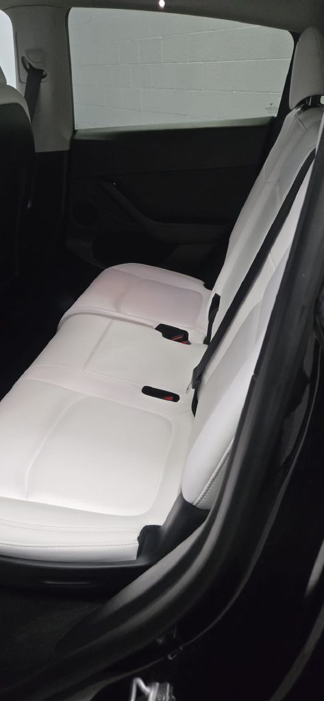 Photo 10 of this TESLA MODEL Y