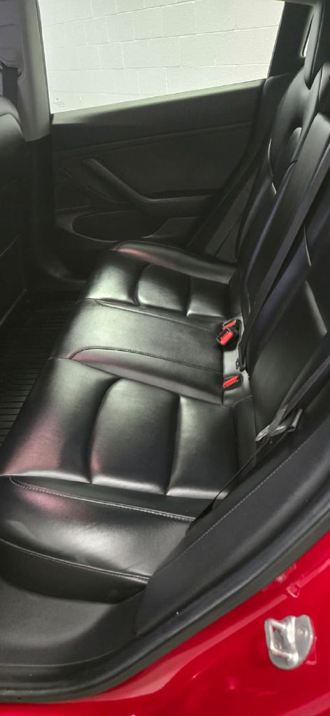 Photo 8 of this TESLA MODEL 3