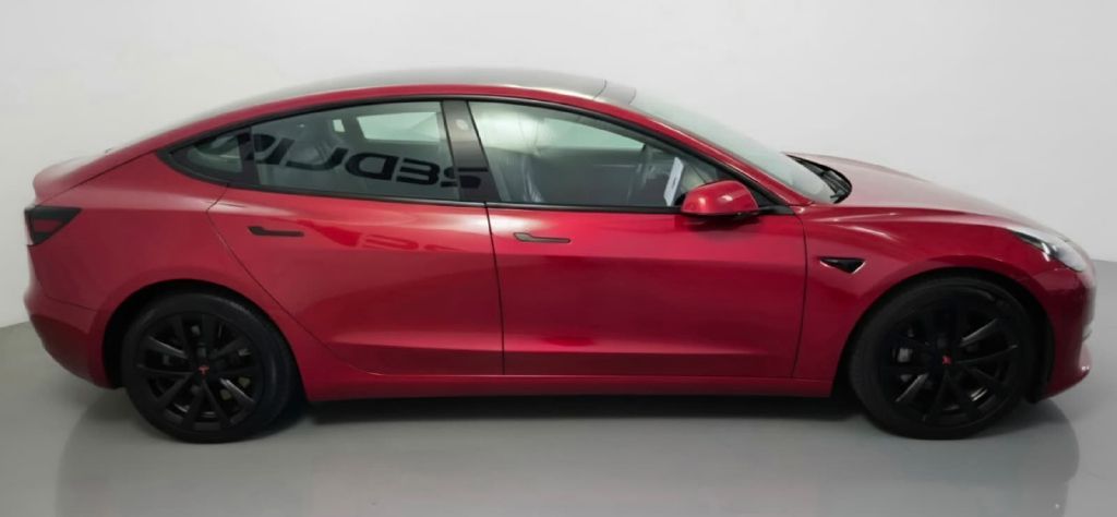 Photo 3 of this TESLA MODEL 3