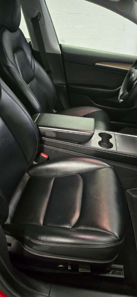 Photo 8 of this TESLA MODEL 3