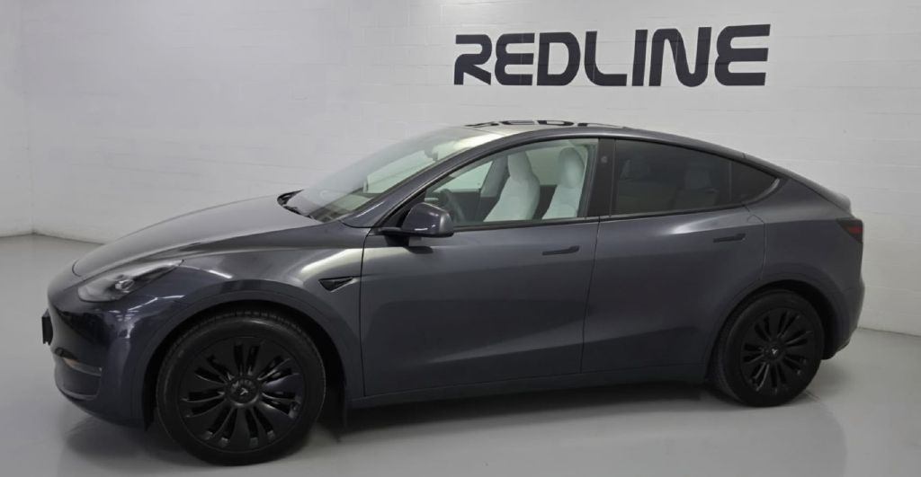 Photo 2 of this TESLA MODEL Y