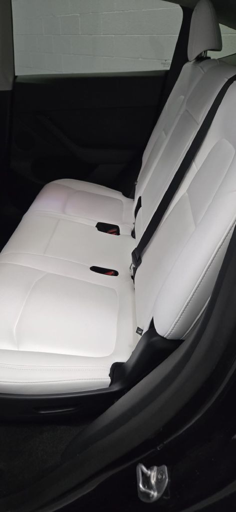 Photo 10 of this TESLA MODEL Y