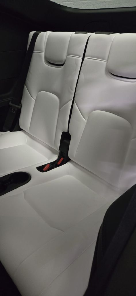 Photo 12 of this TESLA MODEL Y