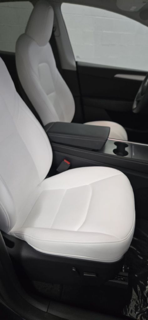 Photo 9 of this TESLA MODEL Y