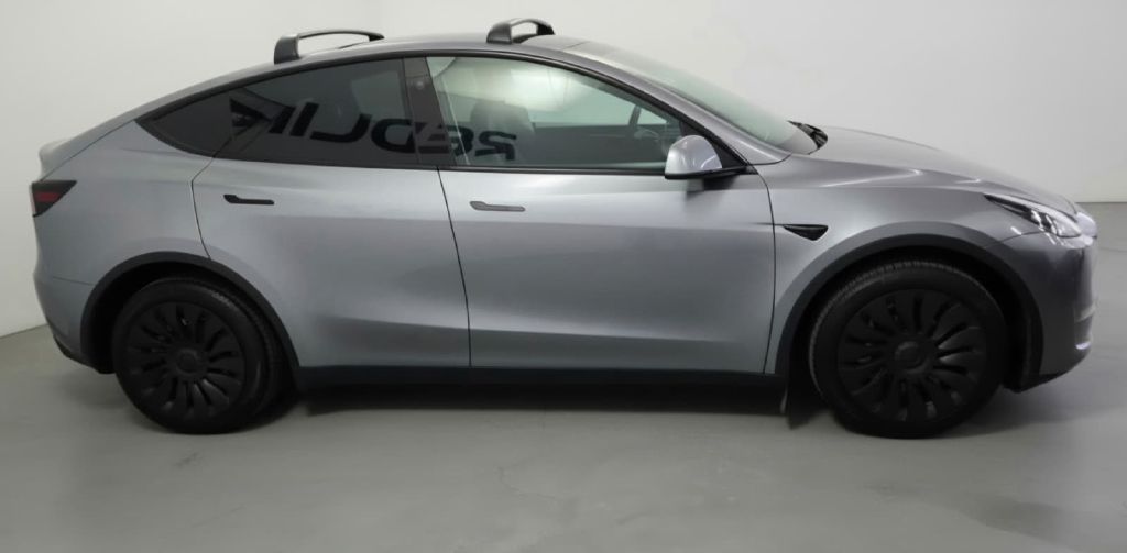 Photo 4 of this TESLA MODEL Y