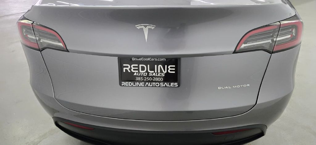 Photo 5 of this TESLA MODEL Y