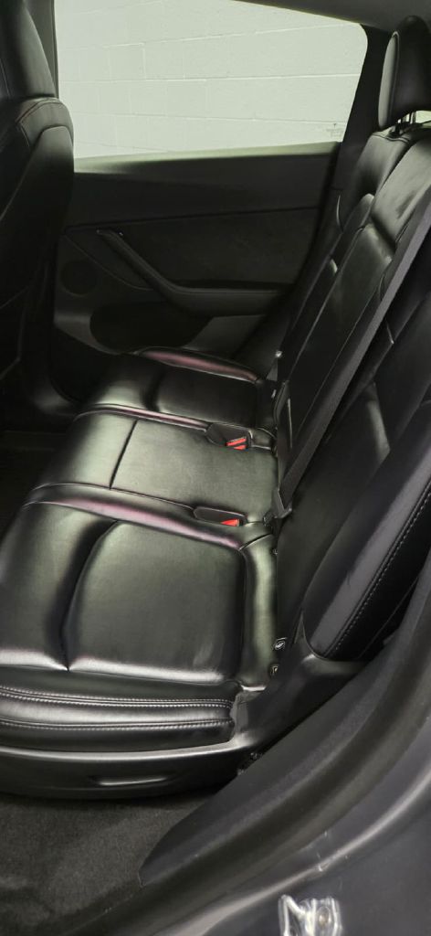 Photo 11 of this TESLA MODEL Y
