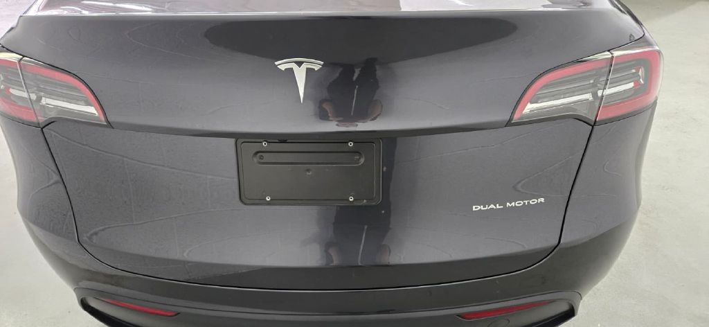 Photo 6 of this TESLA MODEL Y