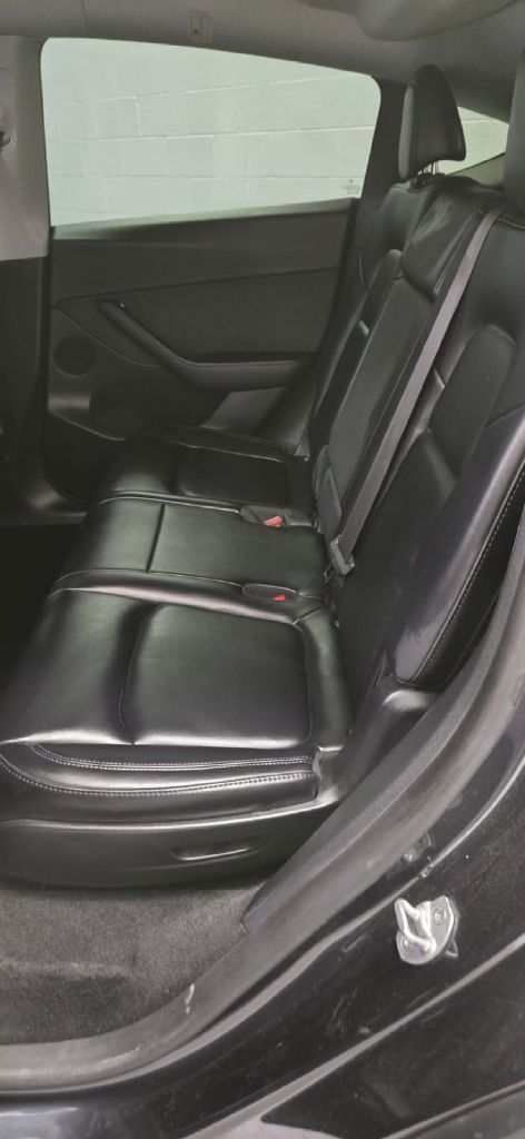 Photo 12 of this TESLA MODEL Y