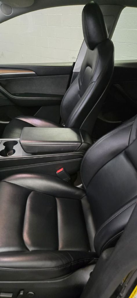Photo 8 of this TESLA MODEL Y