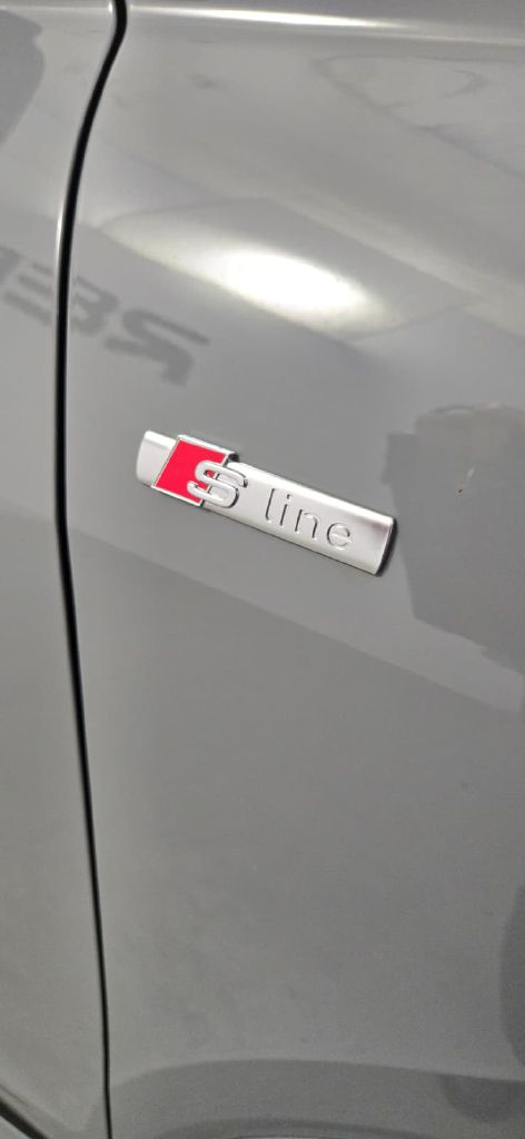 Photo 6 of this AUDI Q4 E-TRON