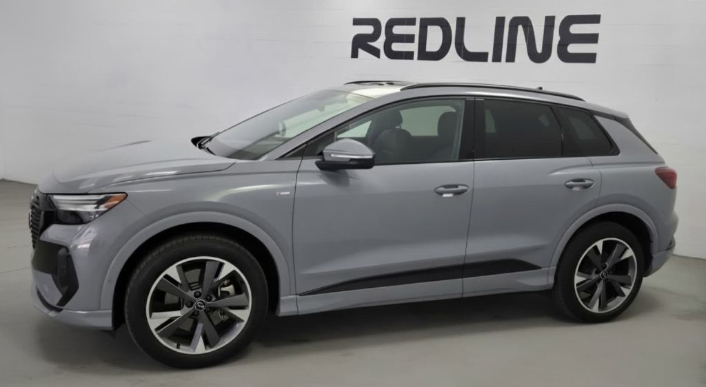 Photo 2 of this AUDI Q4 E-TRON