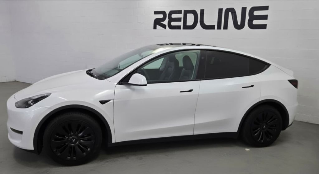 Photo 2 of this TESLA MODEL Y