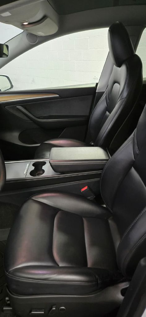 Photo 9 of this TESLA MODEL Y