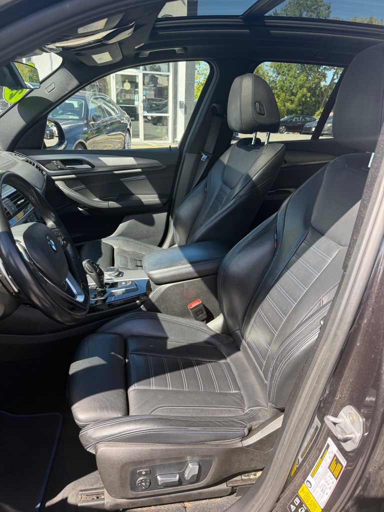 Photo 10 of this BMW X3