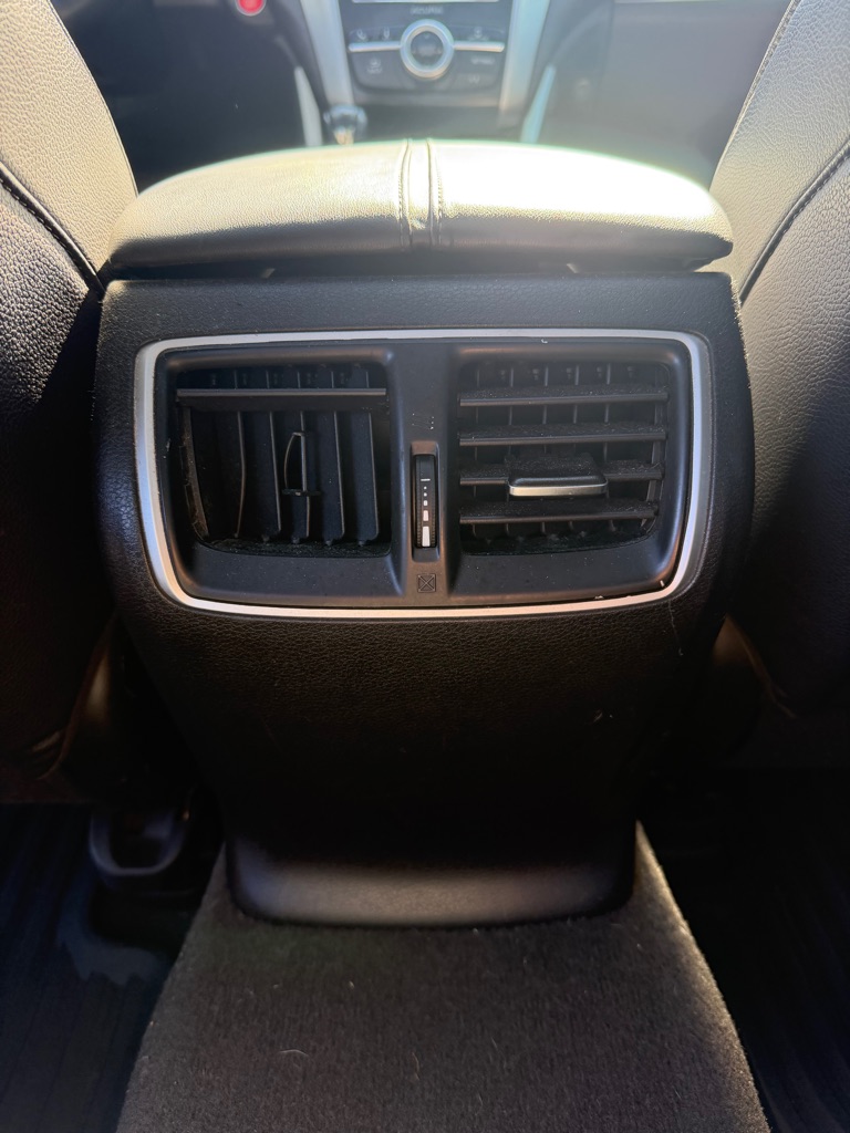 Photo 20 of this ACURA TLX