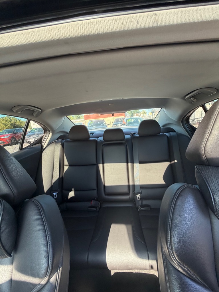 Photo 18 of this ACURA TLX