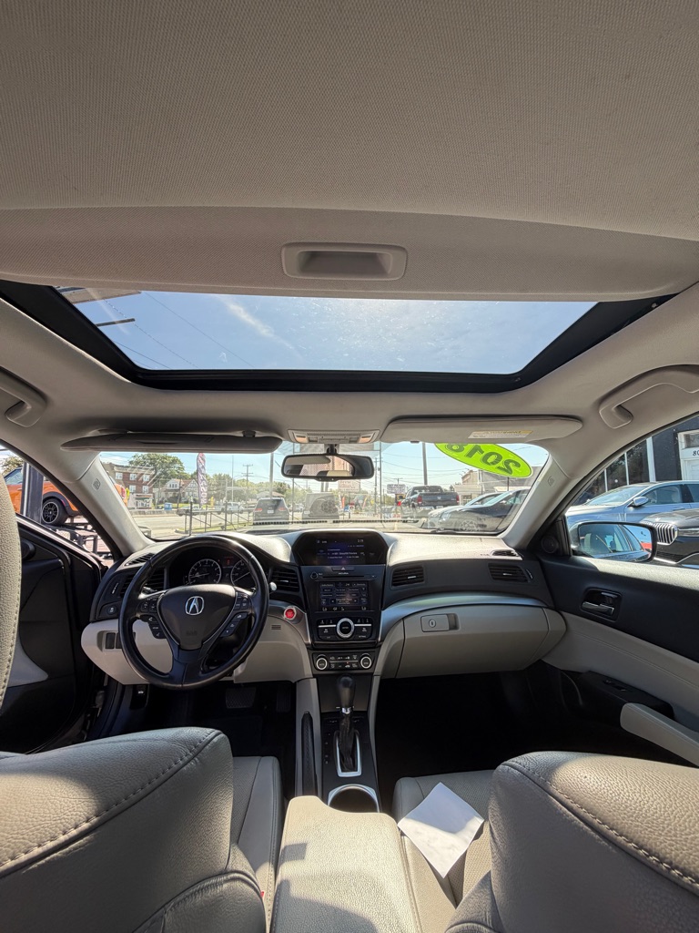 Photo 22 of this ACURA ILX