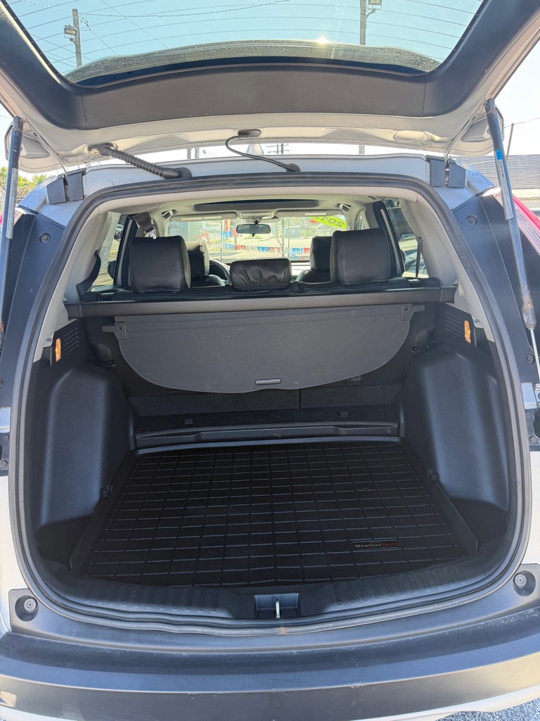 Photo 9 of this HONDA CR-V